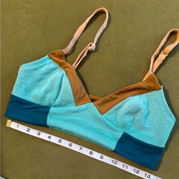 Seea Jalama Bikini Top in Seaglass Size Medium sold by Free People 67 - Picture 4 of 8